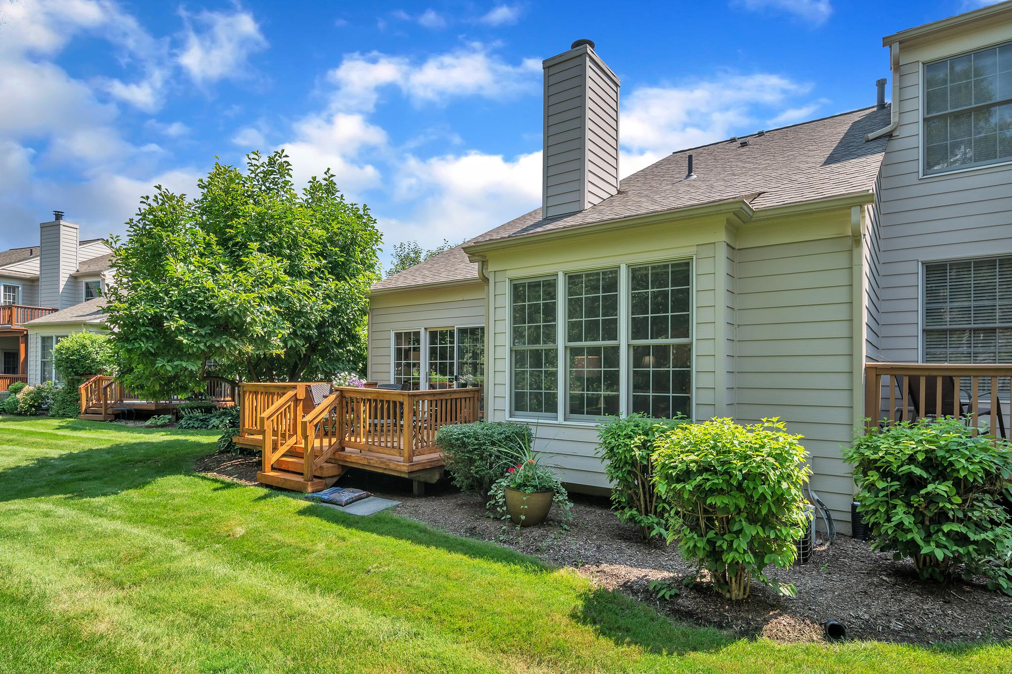 39462 Champion Ct Country Club Village Northville Ranch End Unit Condo