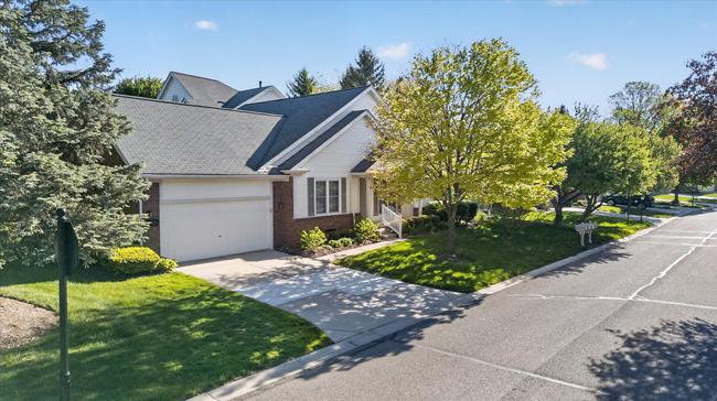 39828 Village Run Drive, MI 48168