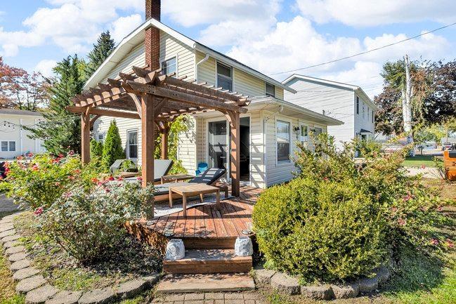 2449 Peachtree Court, MI 49253