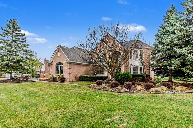 9032 Carter Drive, MI 48176