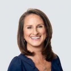 Photo of Mollie Owen