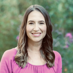 Photo of Cara Pierce