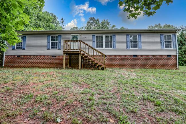 270 Turf Road, VA 24501