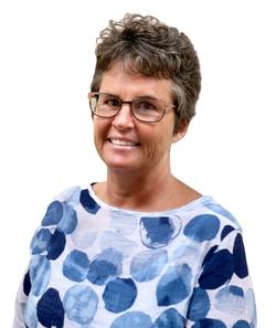 Photo of Ellen Pawlak