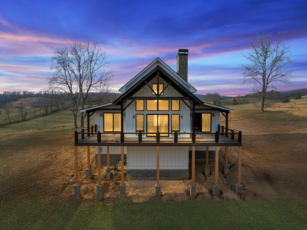 208 Hillwood Dr