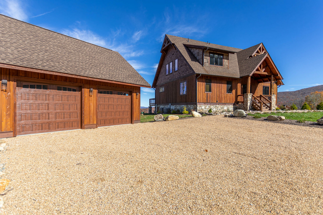  The Fisher Mountain - The Hillcrest,  