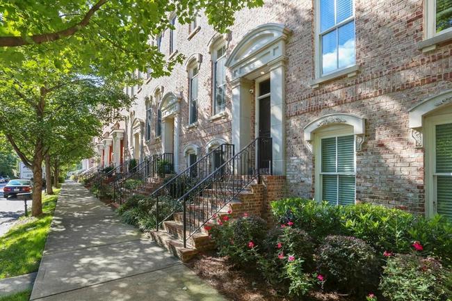 212 Montag Circle, GA 30307