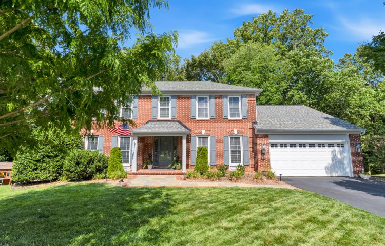 8101 Jeffrey Court<br>Fairfax Station, VA 22039