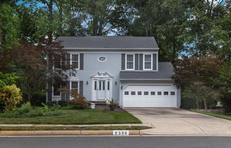 9596 Oakington Dr<br> Fairfax Station, VA 22039