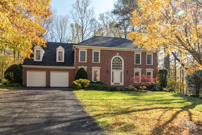 9909 Shady Slope Court, VA 22039