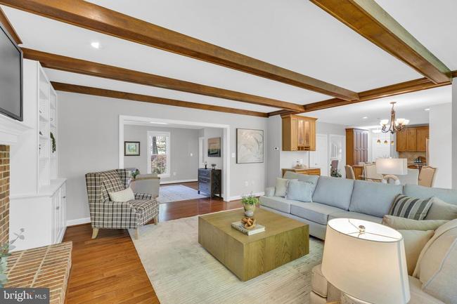 9701 Tree Hollow CT, VA 22039