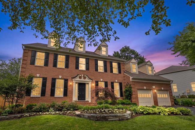 8006 Comerford Dr, VA 22039